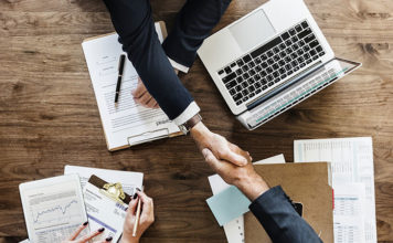 Czy sposób zarządzania firmą może wpływać na zadowolenie klientów